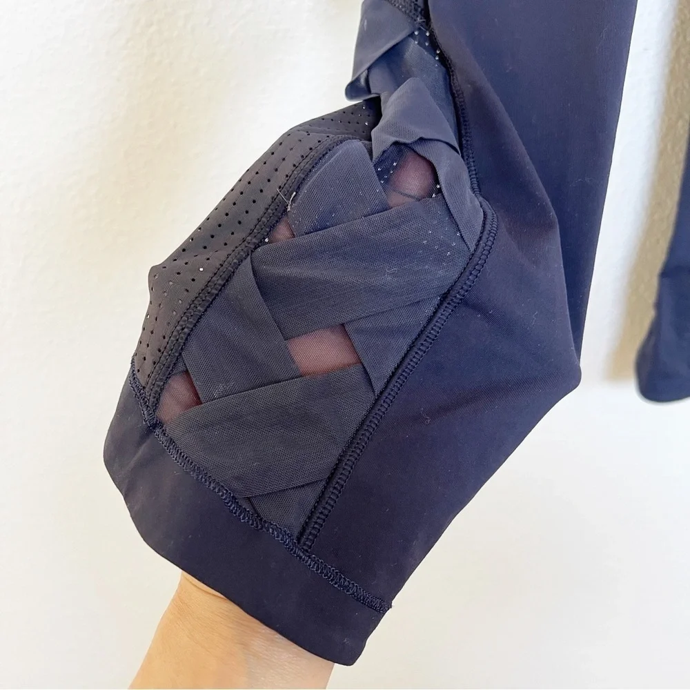 Lululemon- Var-City Crop in Naval Blue/Iridescent Multi